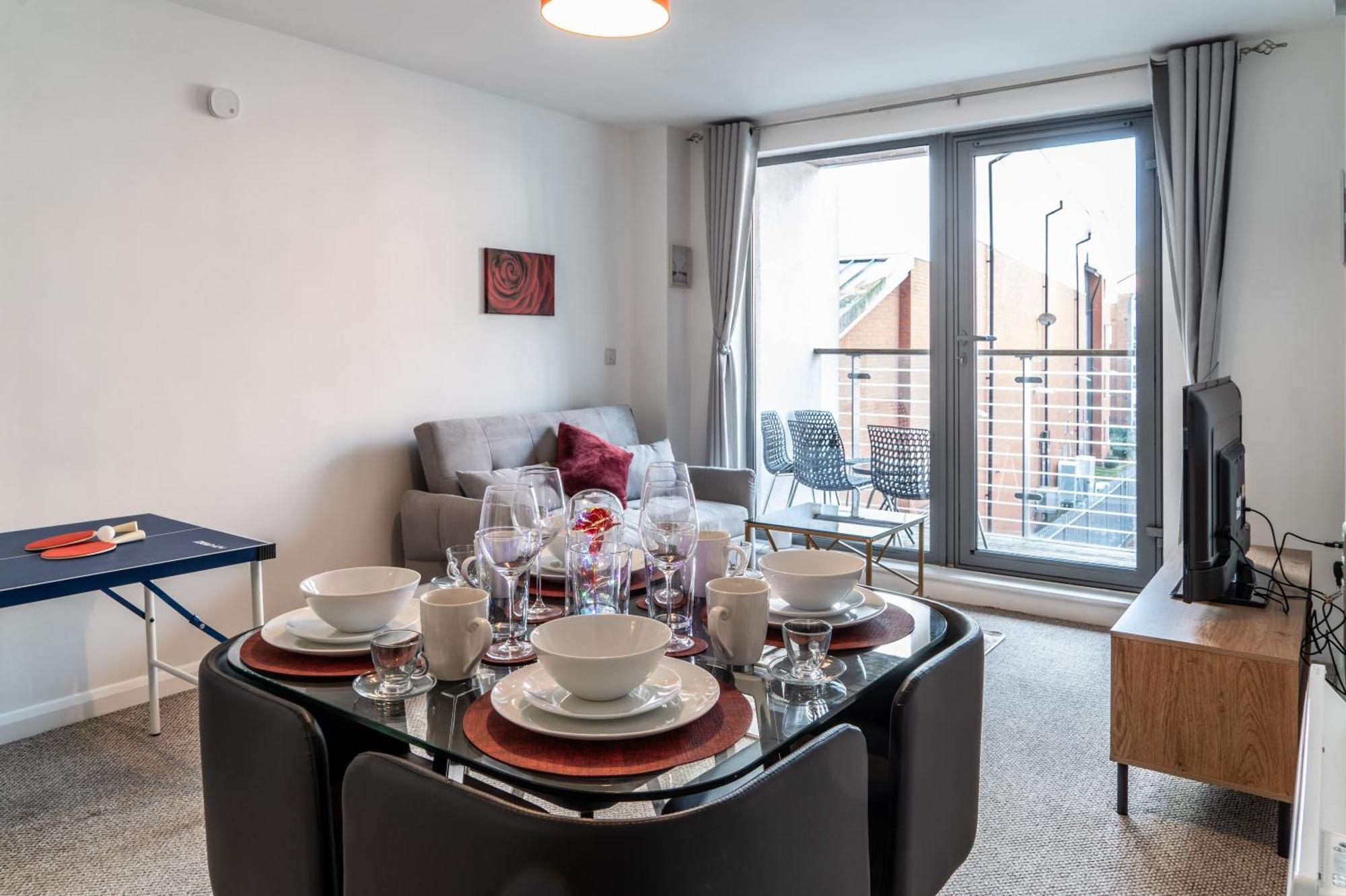 Central Suite Near Mailbox, King Bed, Ping Pong, Netflix, Sleeps 4 Birmingham Dış mekan fotoğraf