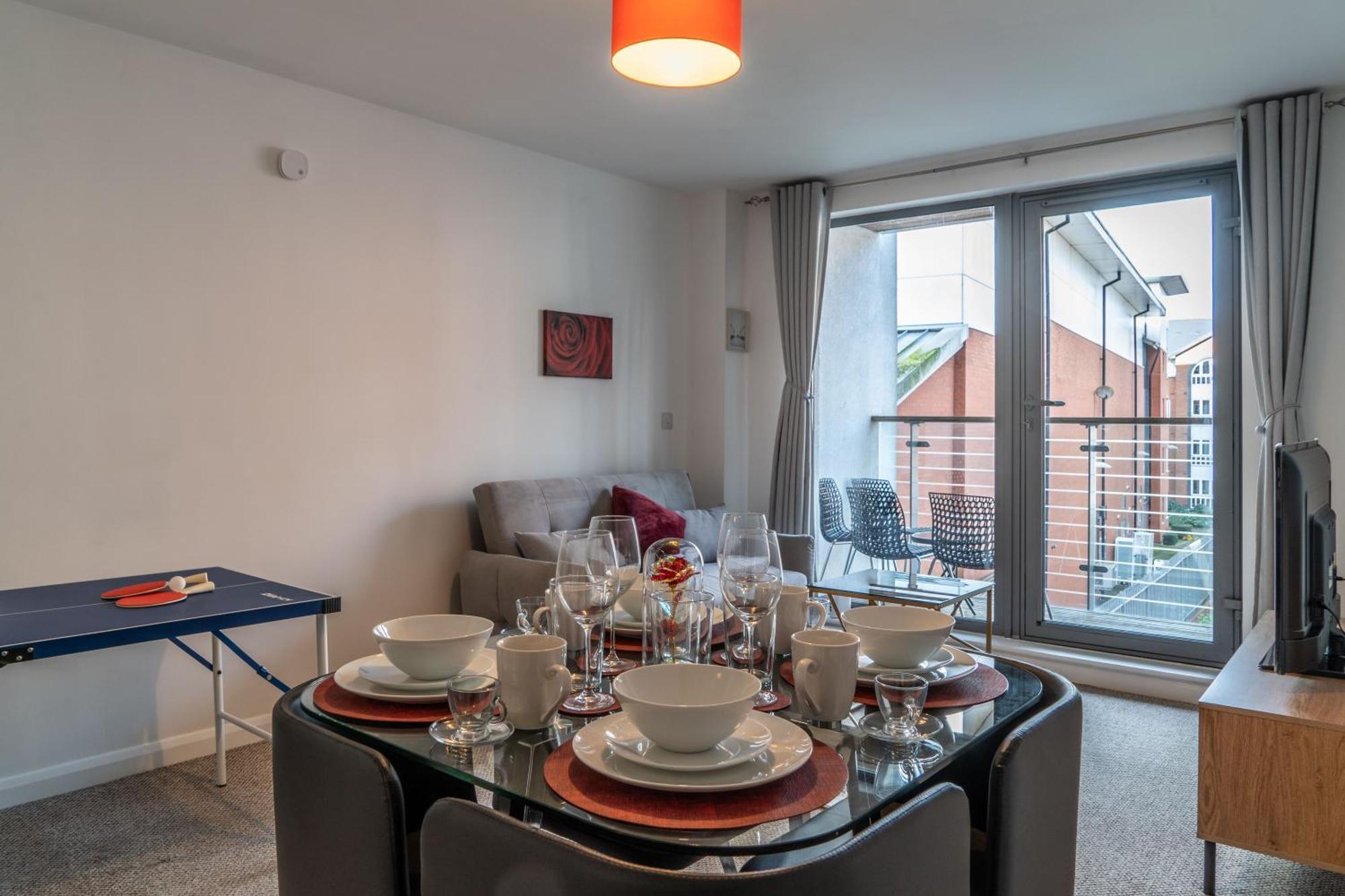 Central Suite Near Mailbox, King Bed, Ping Pong, Netflix, Sleeps 4 Birmingham Dış mekan fotoğraf