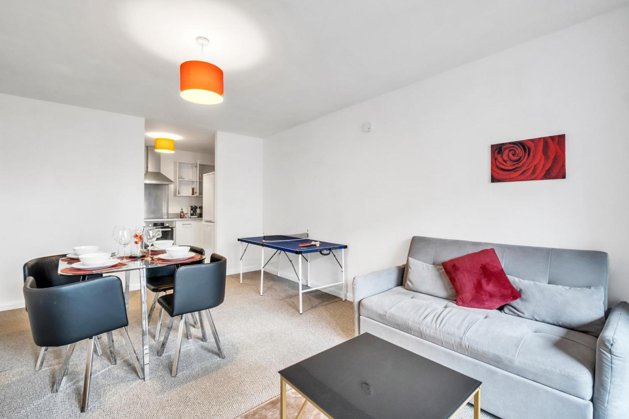 Central Suite Near Mailbox, King Bed, Ping Pong, Netflix, Sleeps 4 Birmingham Dış mekan fotoğraf